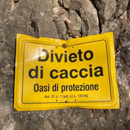 Attenzione, Divieto di caccia al Bostel!