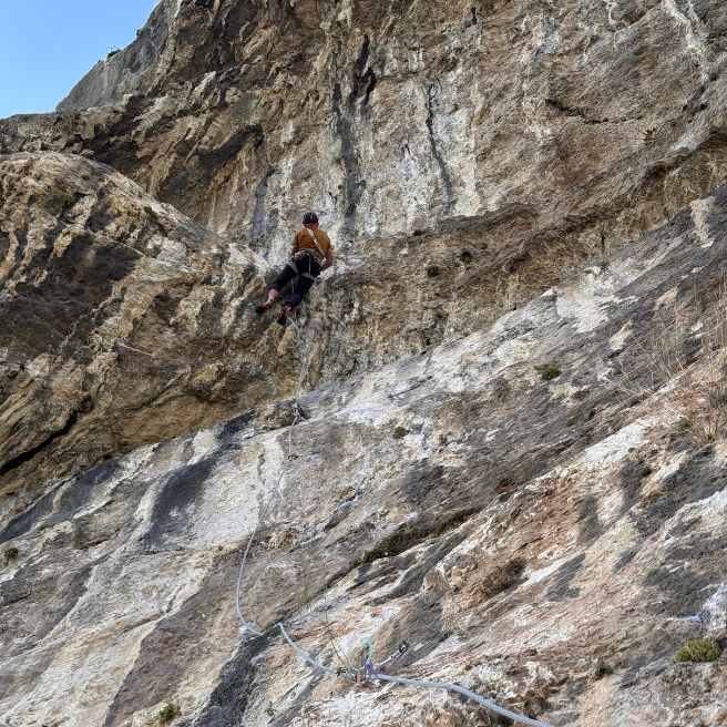 Mescalito: l’adrenalina è per la via o per il compagno di cordata d’eccezione?